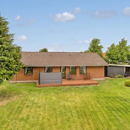 Family-friendly 3-bedroom House Near Legoland, Lalandia & Airport Сasa de vacaciones